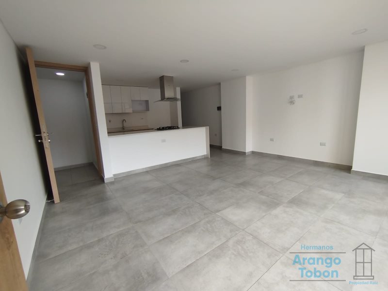 Apartamento en Arriendo en Conquistadores