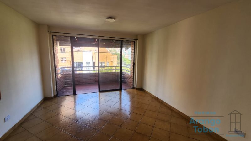 Apartamento en Arriendo en Laureles